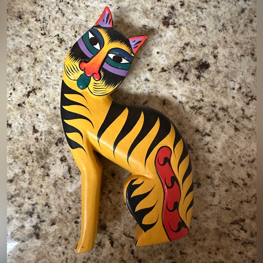 Vintage Laurel Burch Wooden Folk Art Cat Figure